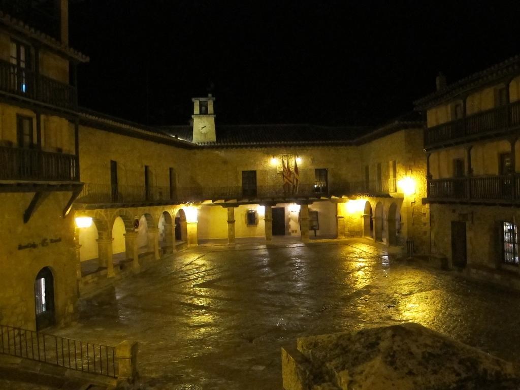 Los Palacios Albarracín Buitenkant foto